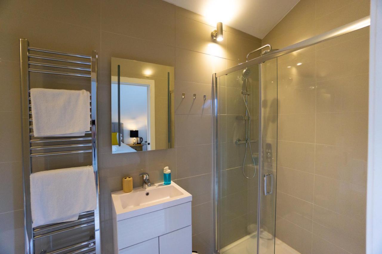 Largigi Rooms, Close To The Beach And Town Centre, Parking Available 라임레지스 외부 사진